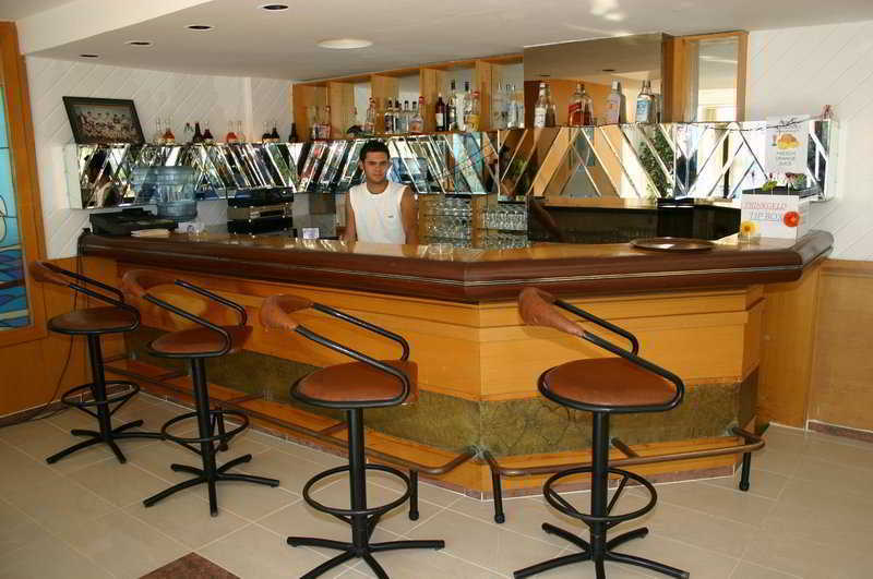 Alp Hotel Kusadasi Exterior photo